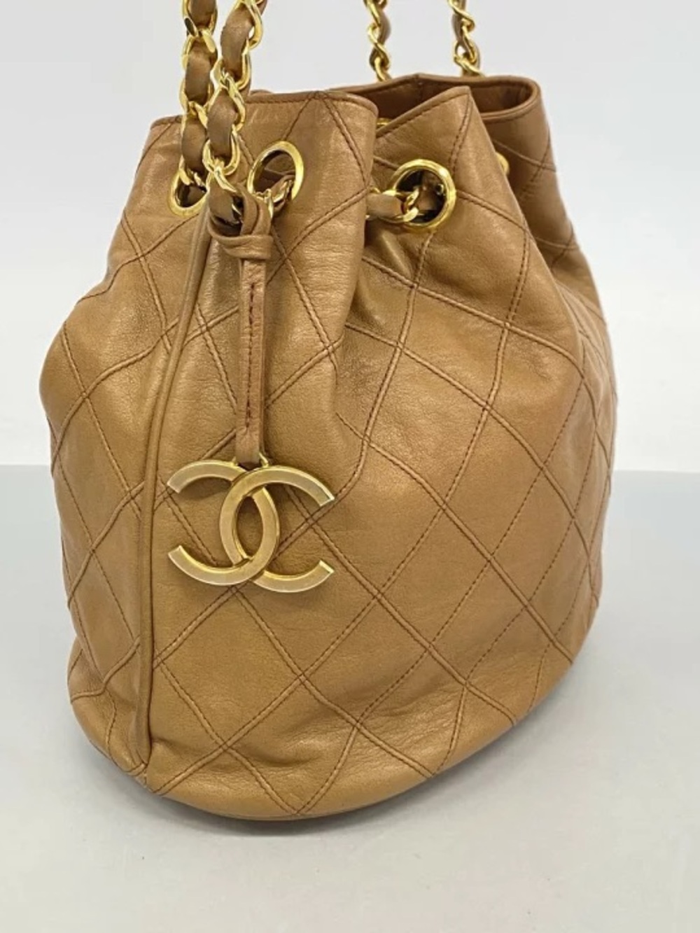 Authentic CHANEL beige wild stitch vintage 1988 bucket bag with pouch